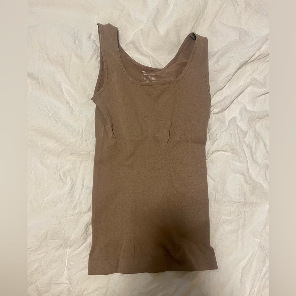 Mauve shapewear tank top